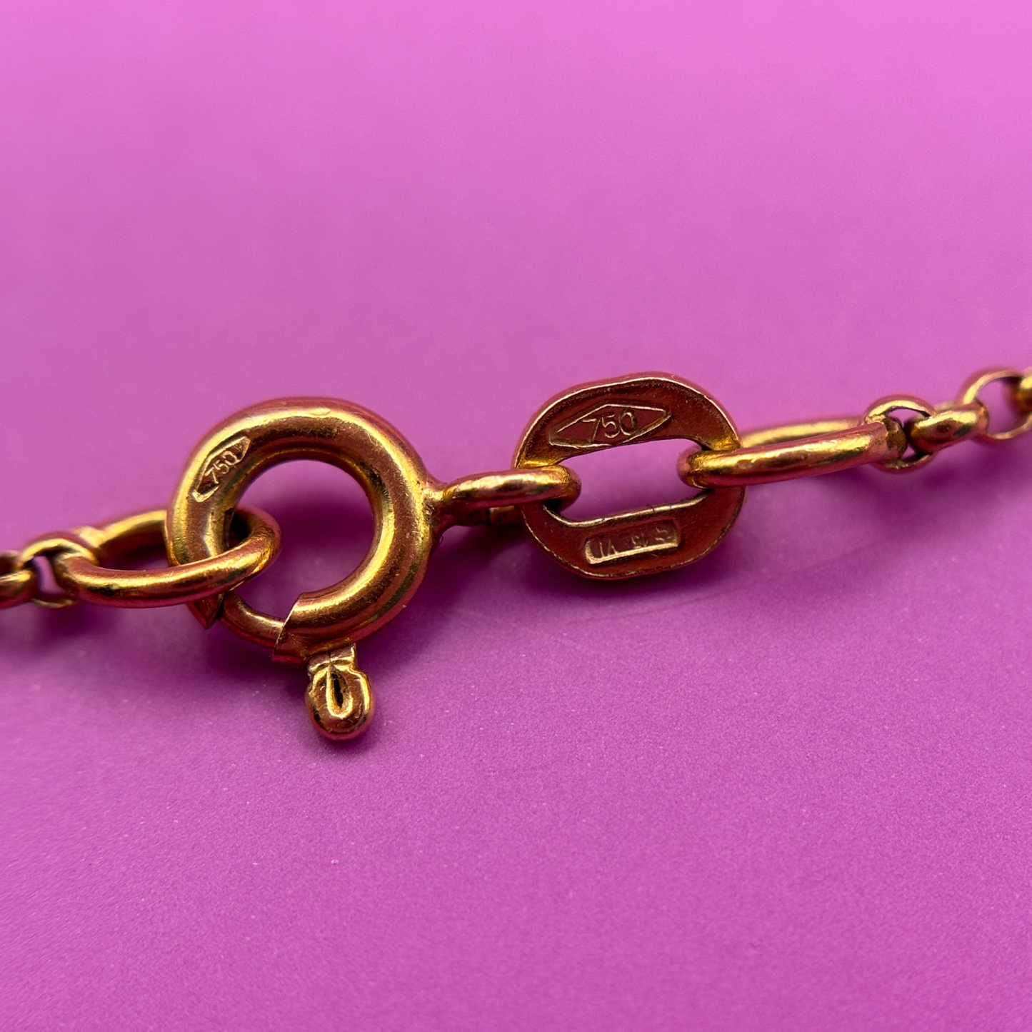 18k mini rolo chain 22.25’’