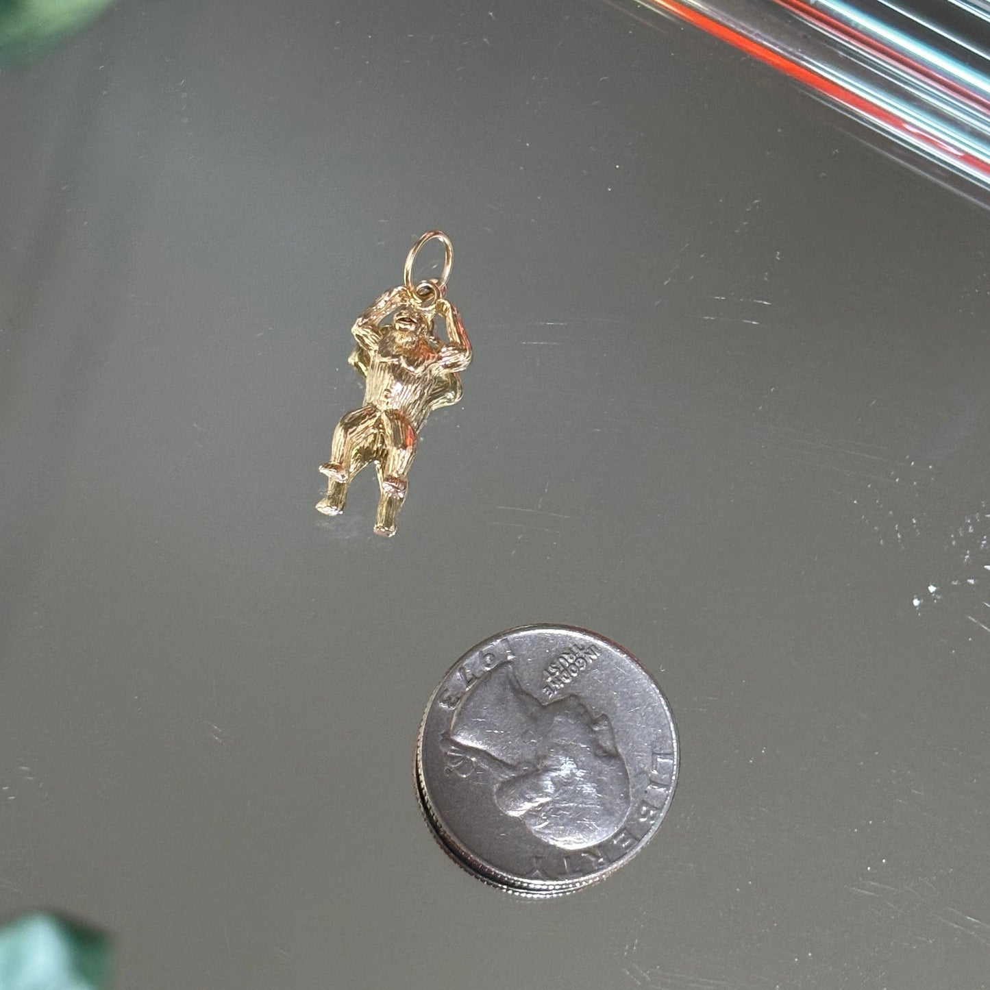 big apple giant ape charm