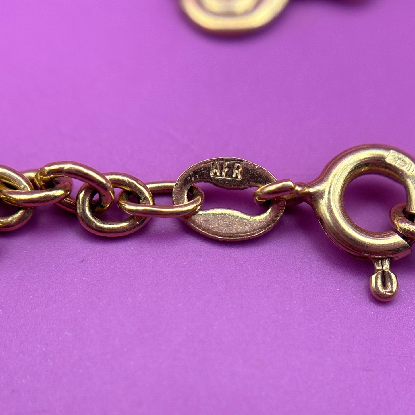 14k cutesy charm bracelet 7"