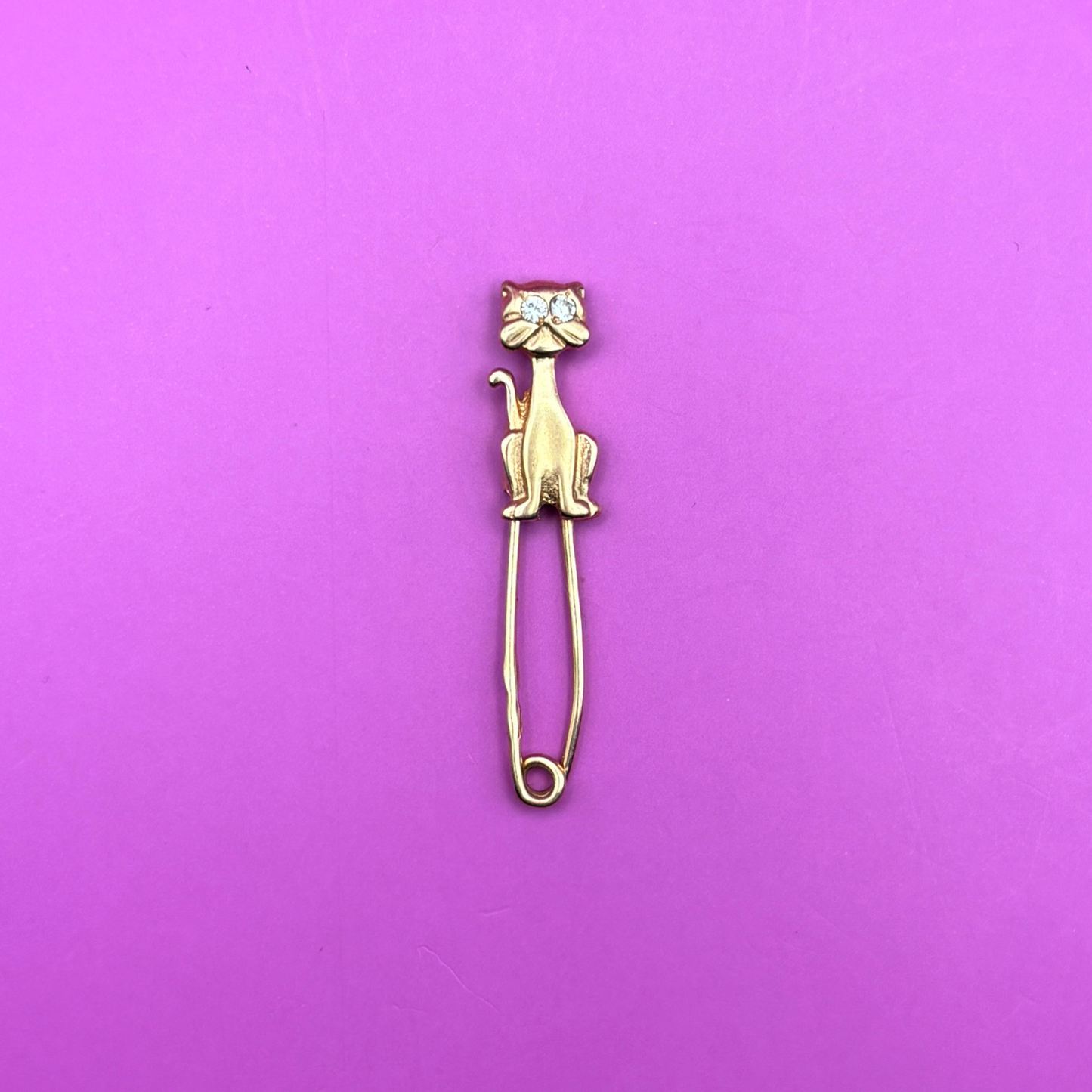 14k cat with gem eyes safety pin