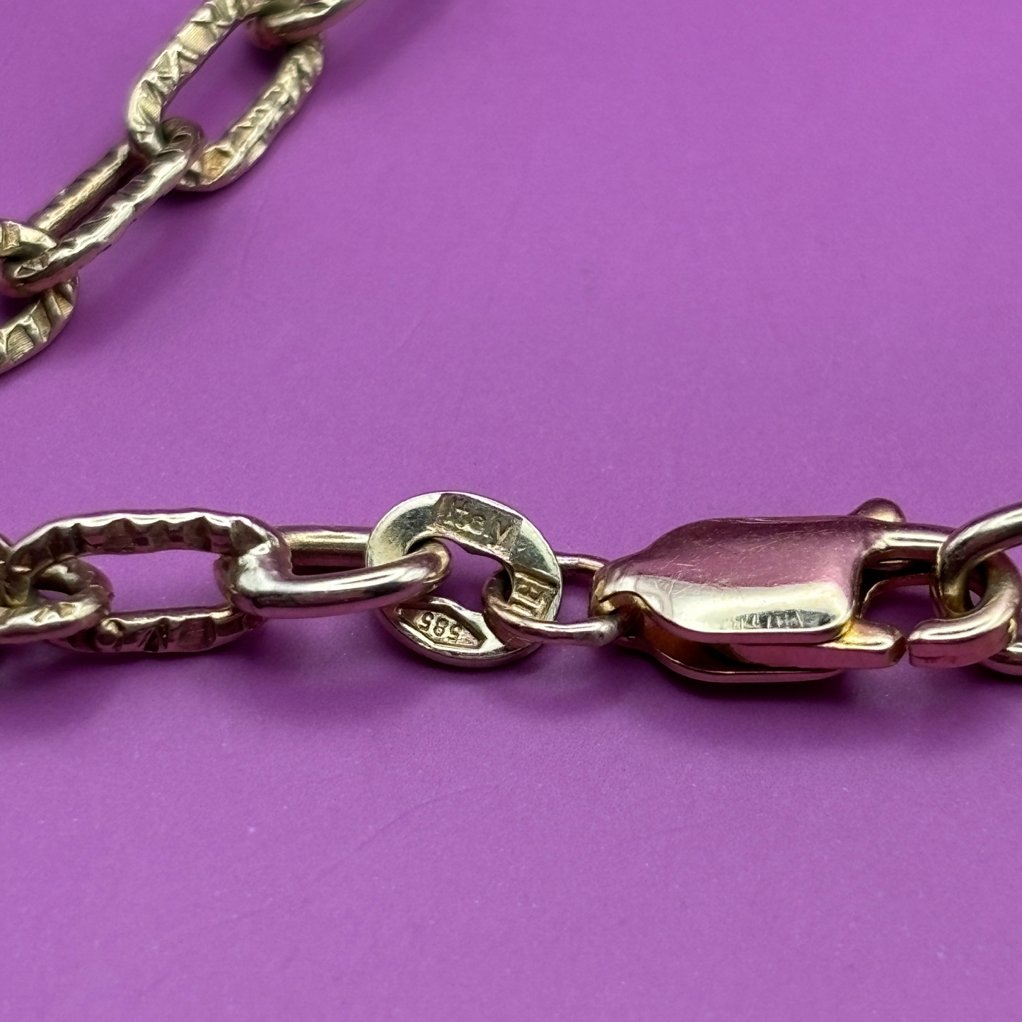 14k textured paperclip bracelet 7.25"