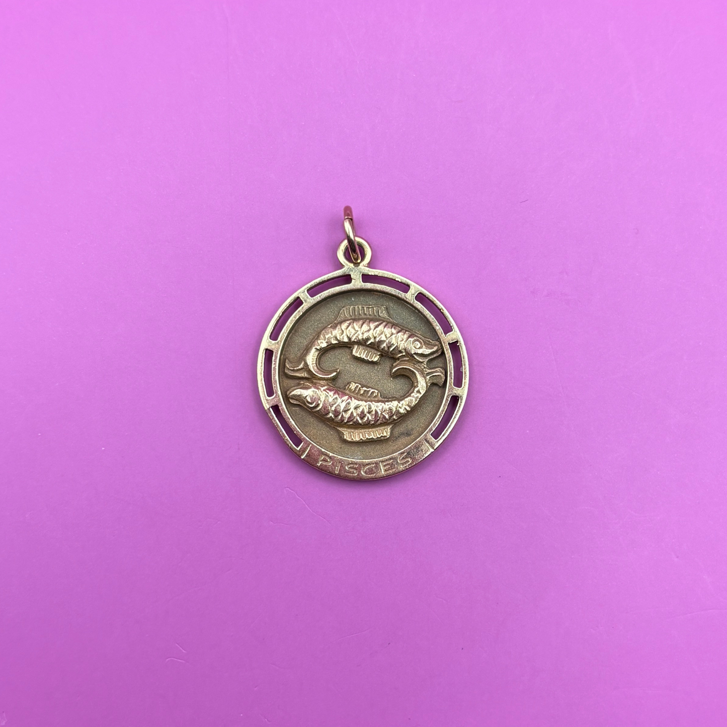 14k pisces charm