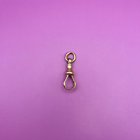 9k antique dog clip