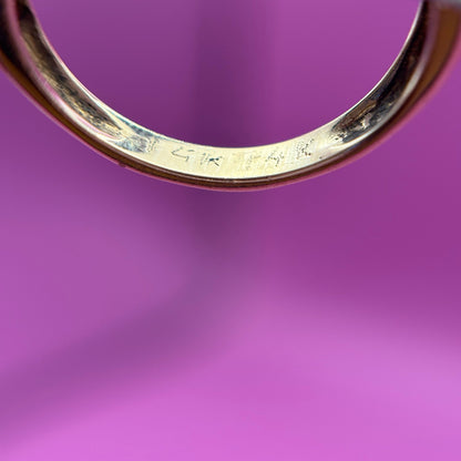 14k chevron fluted ring with diamond