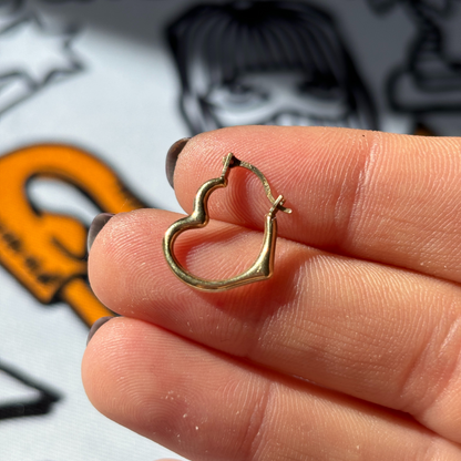 10k single hollow heart hoop