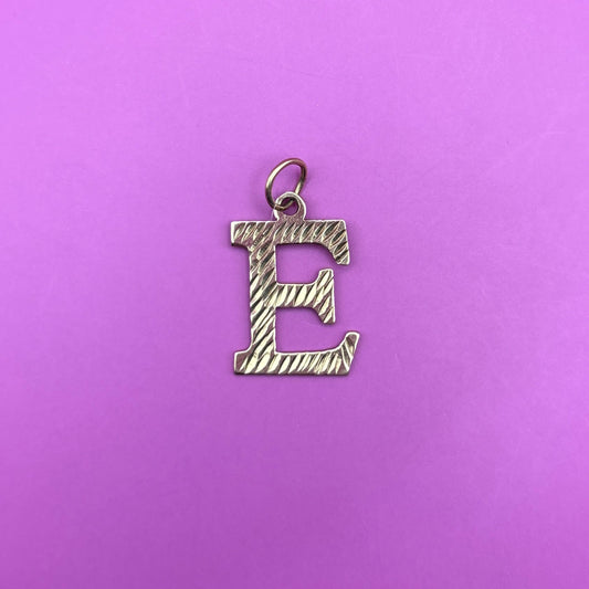 14k letter E striped charm