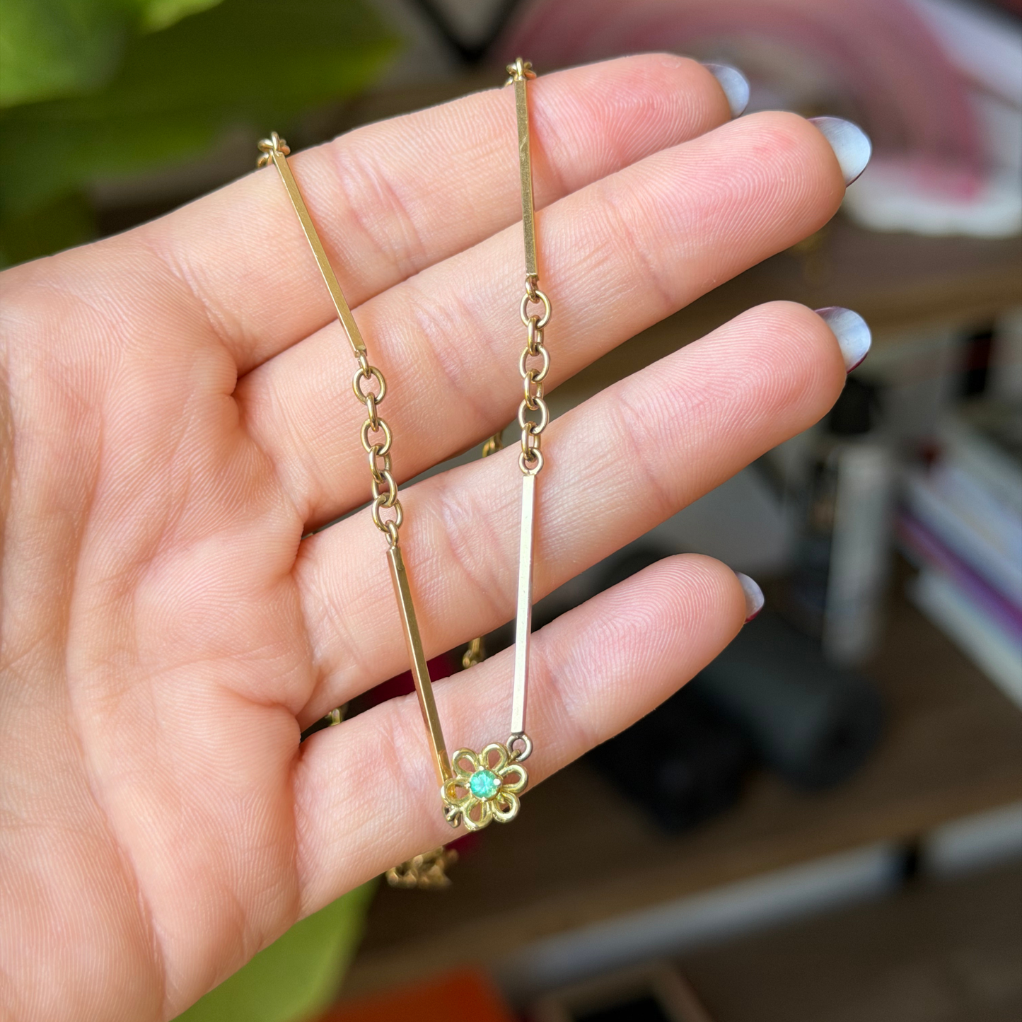14k flower bar link station choker chain with emeralds 15.75"