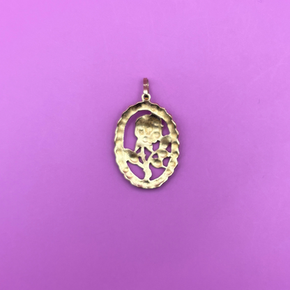 14k larger rose in an oval frame charm