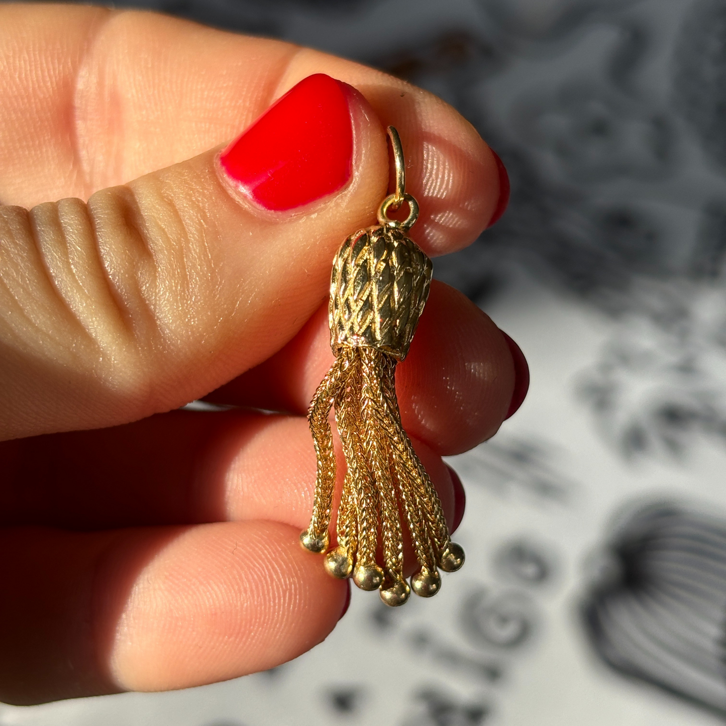 14k tassel charm