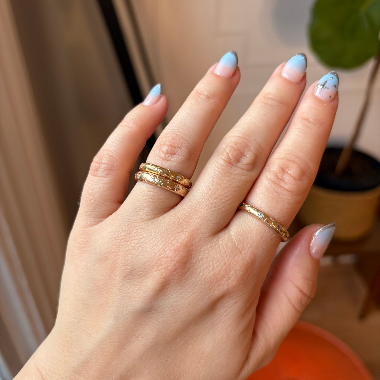 14k antique re-imagined star set band with diamonds