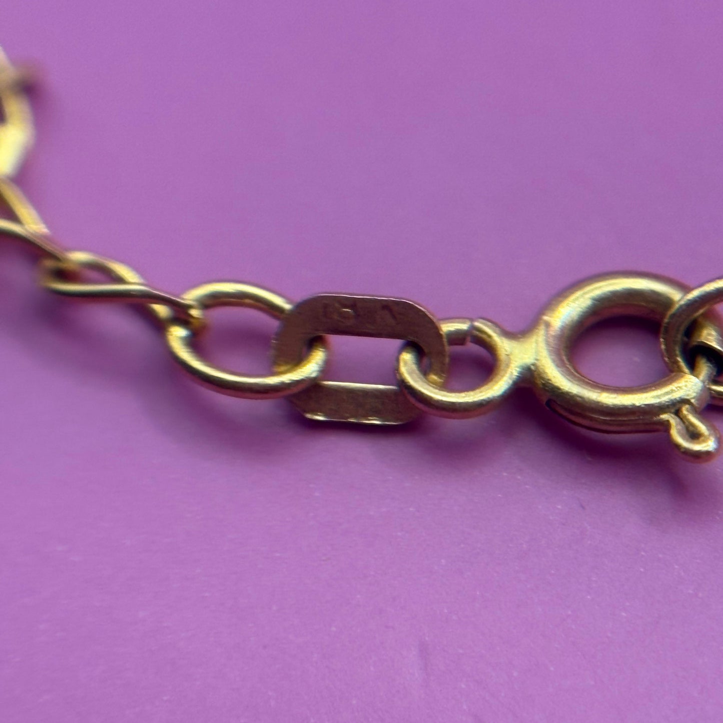 18k elongated curb chain 18"