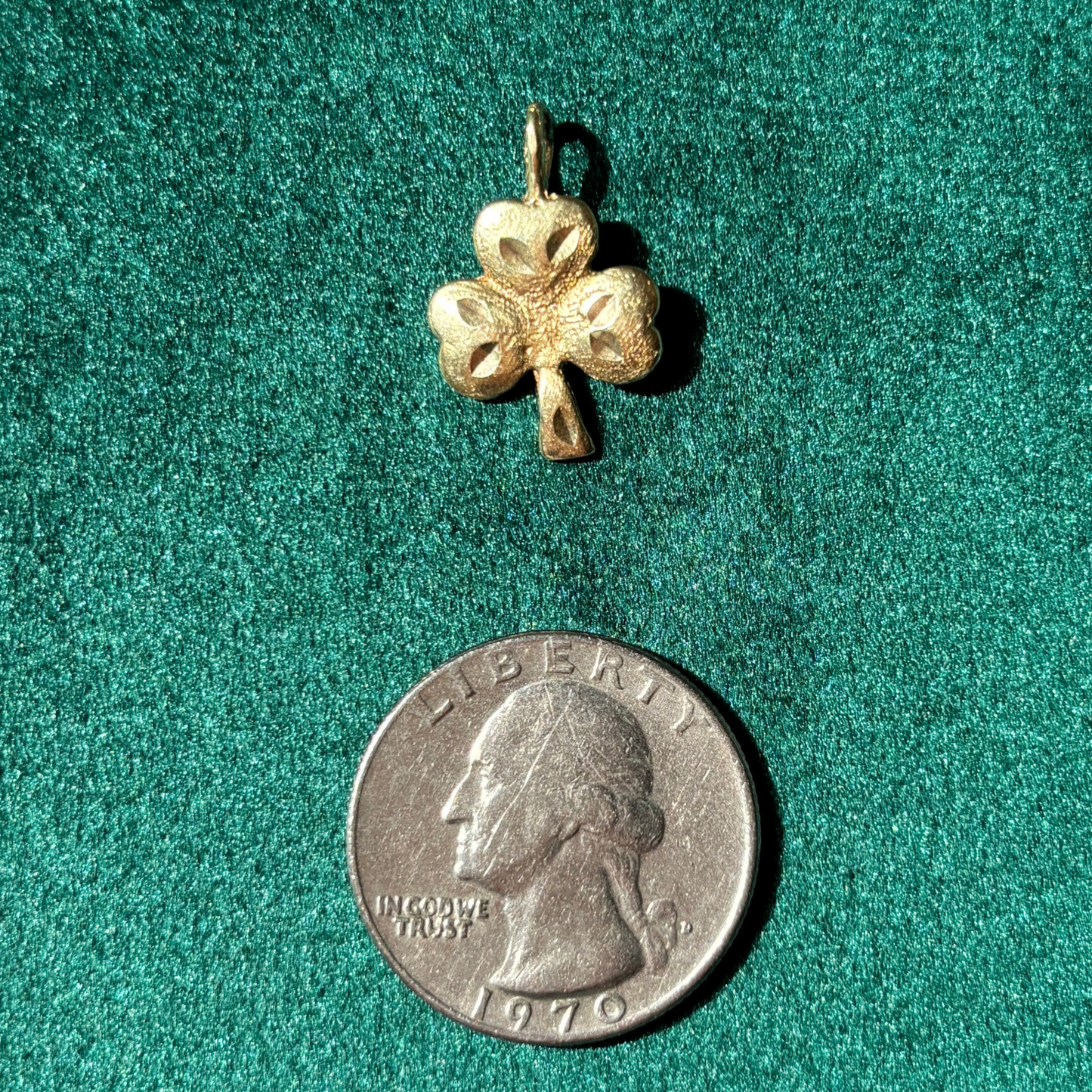 14k 3 leaf clover charm