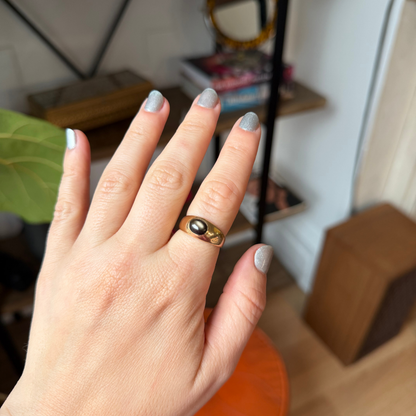 10k cabochon ring clone with black star sapphire