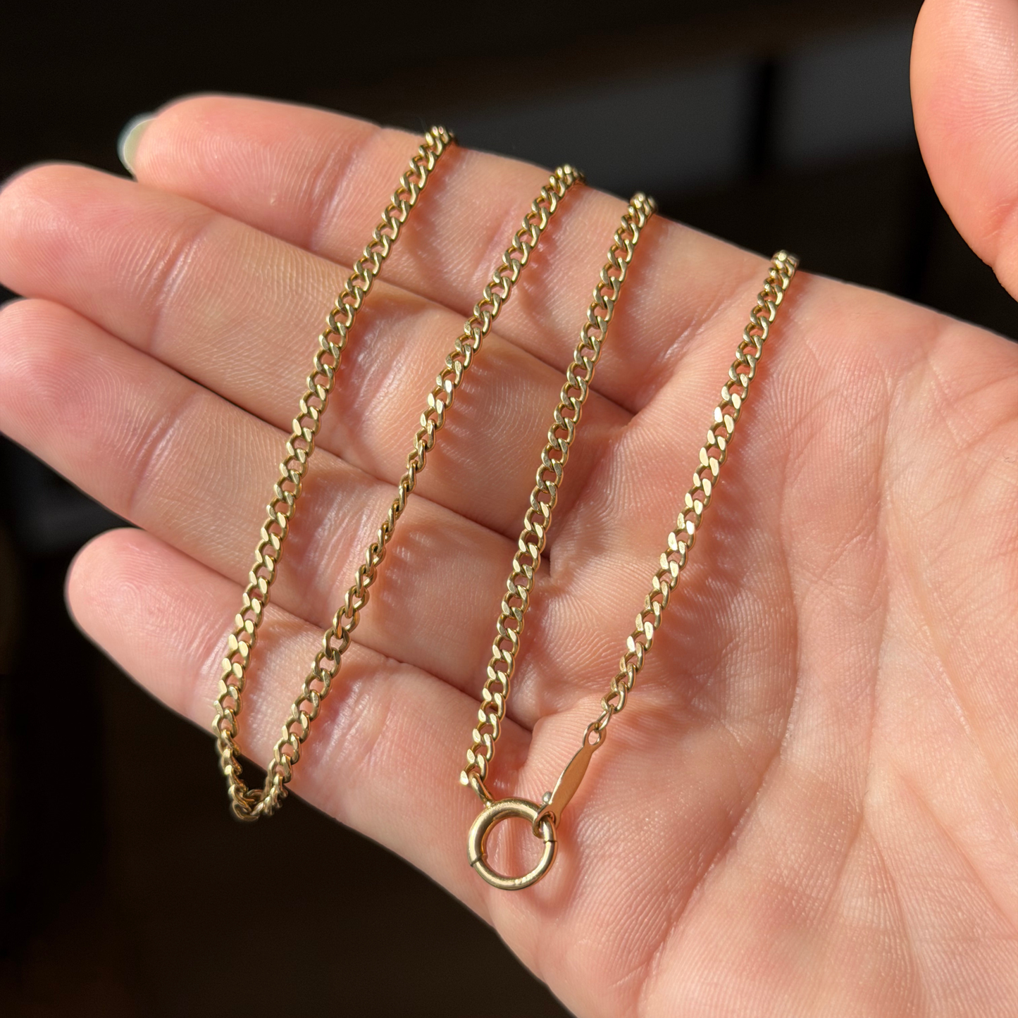 14k curb chain with large c-clasp 18.75"