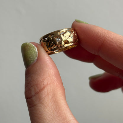 10k floral infinity band with diamonds