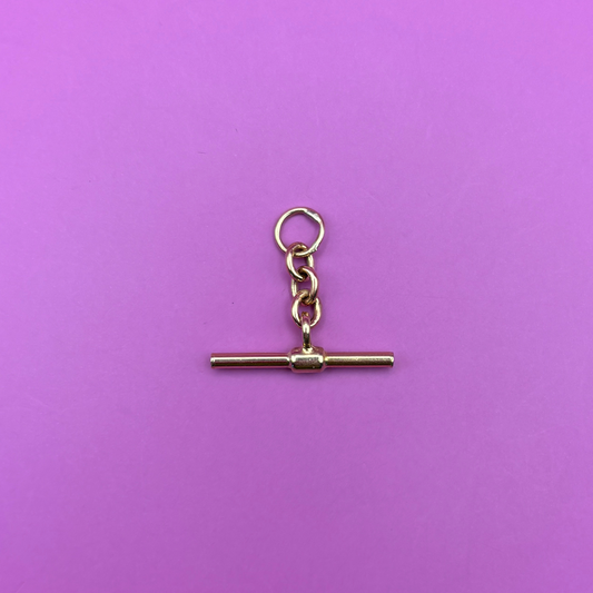 14k t-bar charm