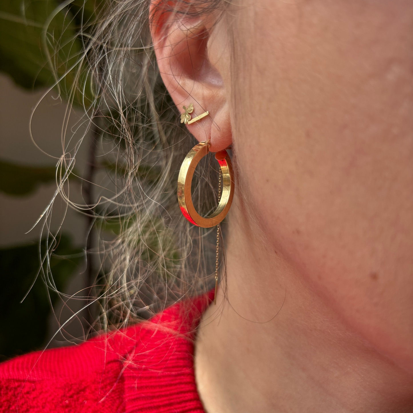 14k squared semi hollow hoops