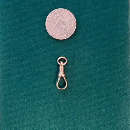 9k antique dog clip