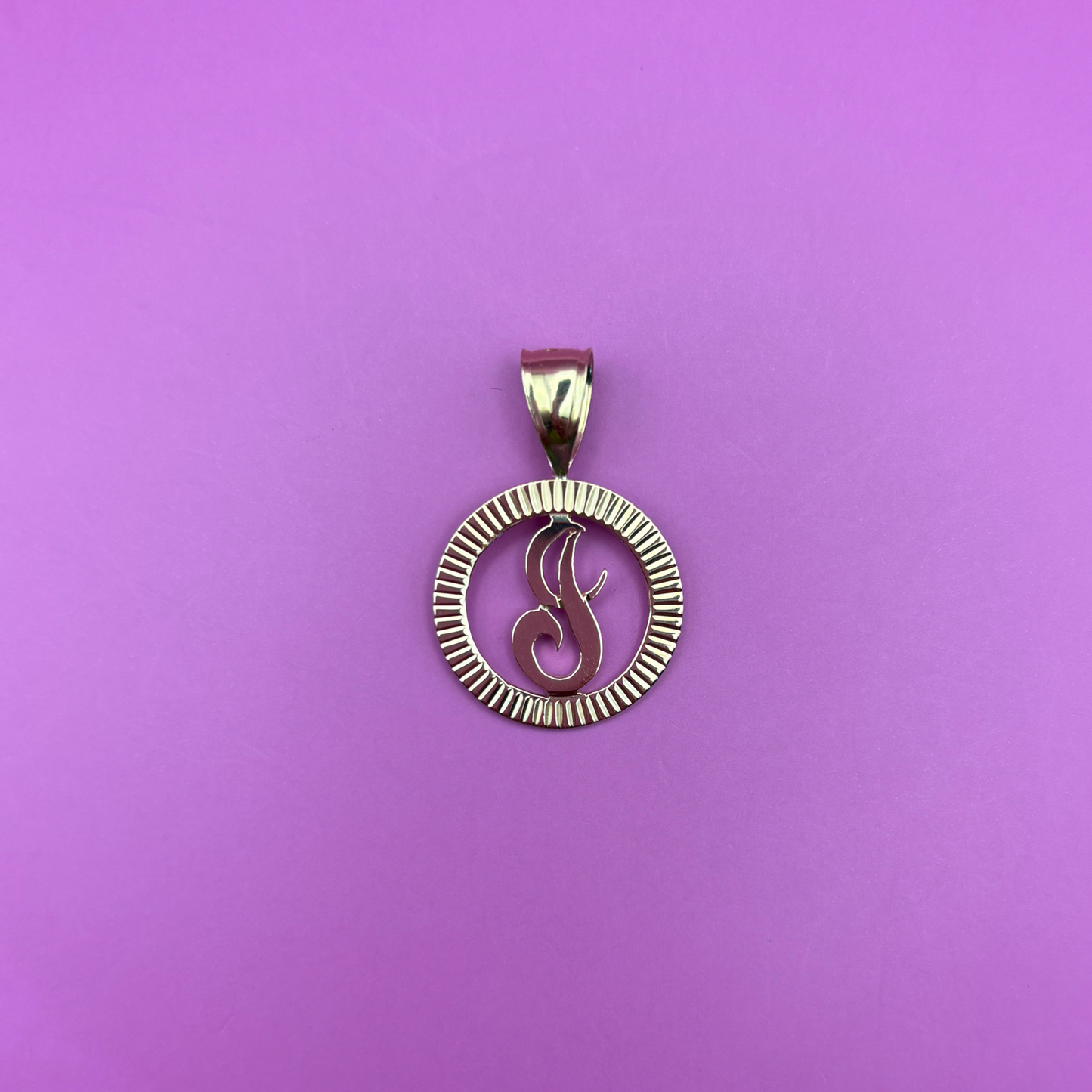 14k letter J in engine turned circle charm