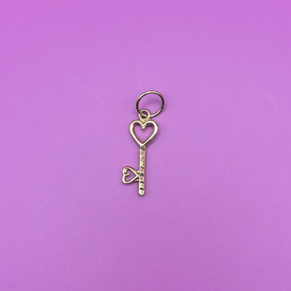 14k double hearts key mini charm