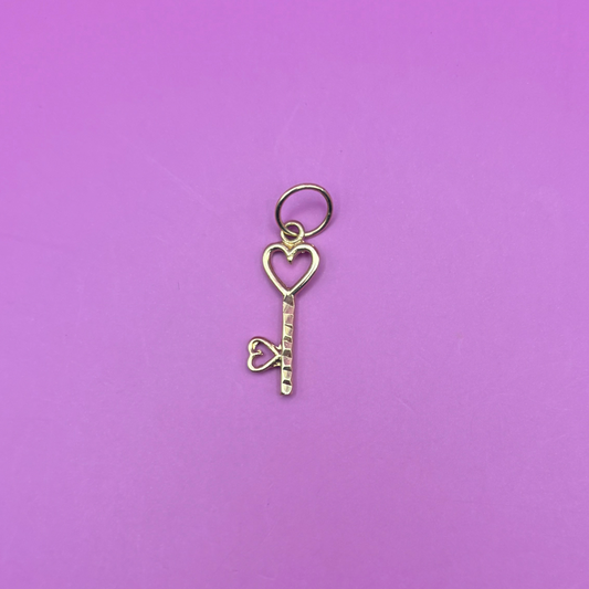 14k double hearts key mini charm