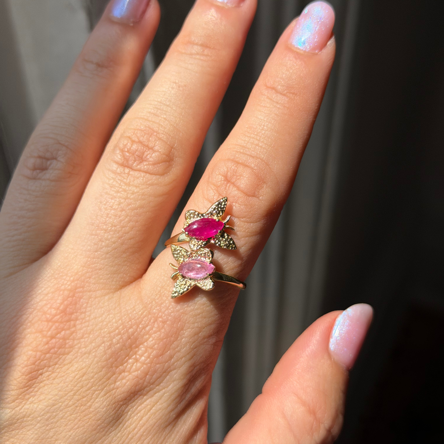 10k butterfly tu y yo ring with ruby cabochons