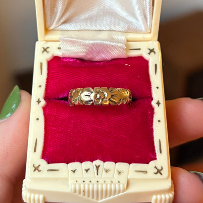 14k floral petal band