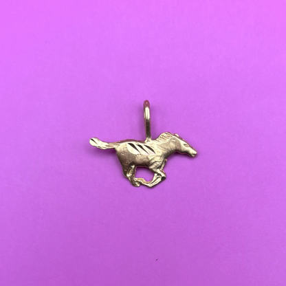 14k race horse charm