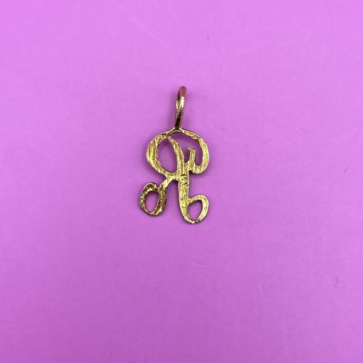 14k letter R charm