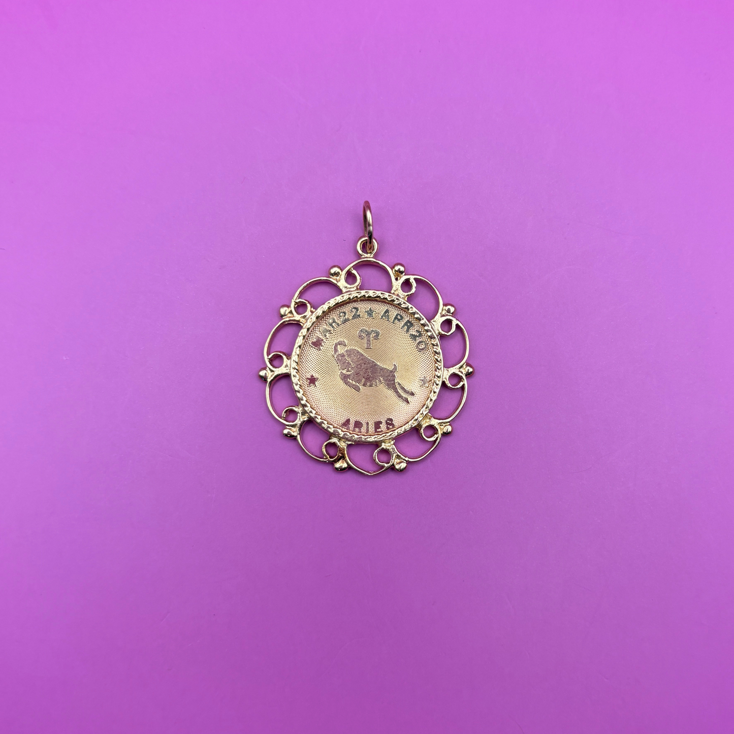 14k aries filigree border pendant