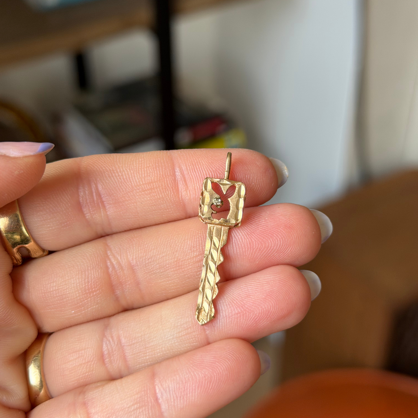 14k playboy bunny key with mini diamond charm