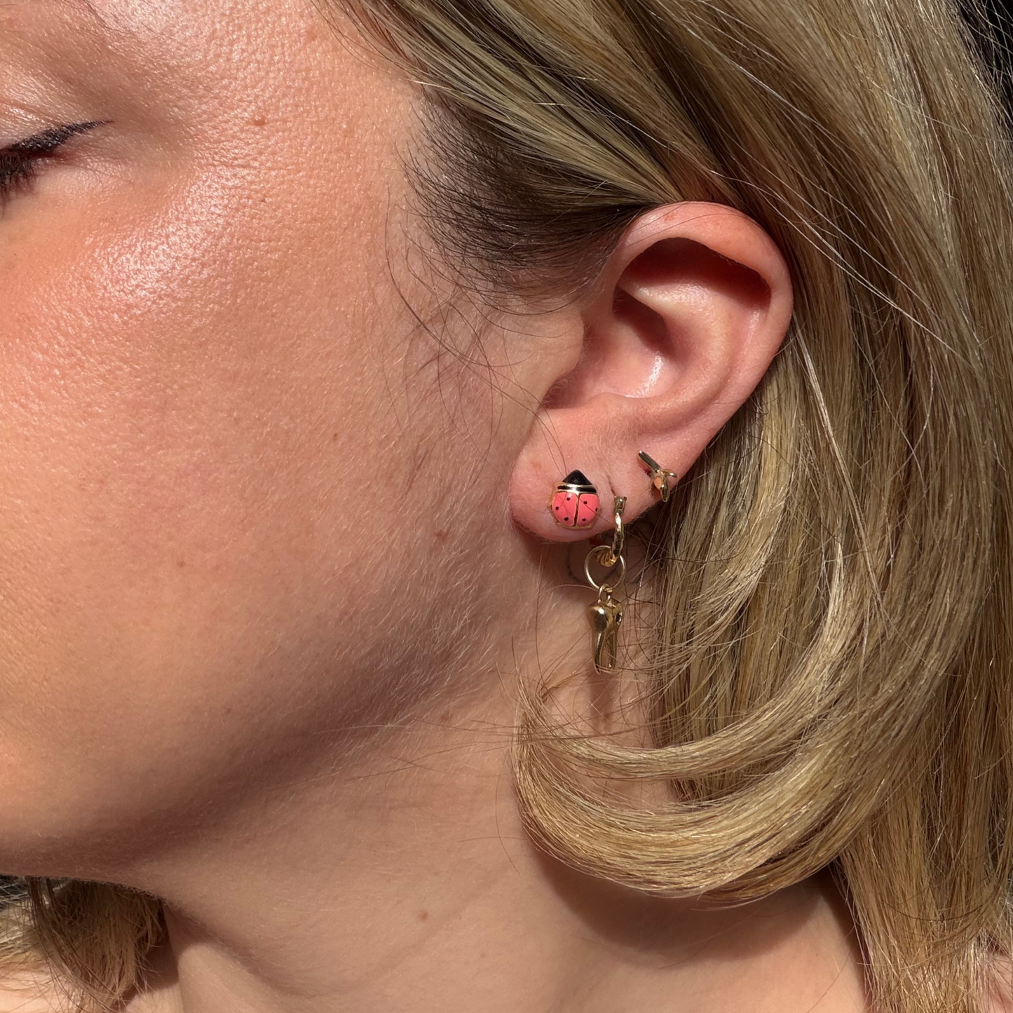 14k pink single lady bug stud earring