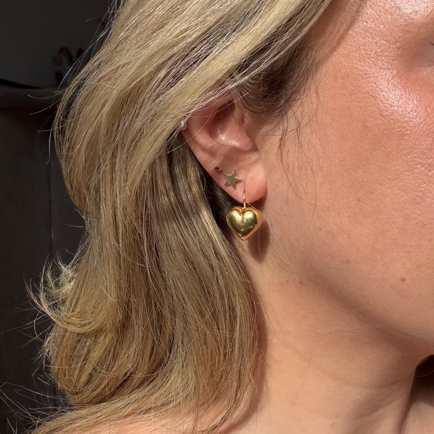 18k semi hollow heart drop earrings