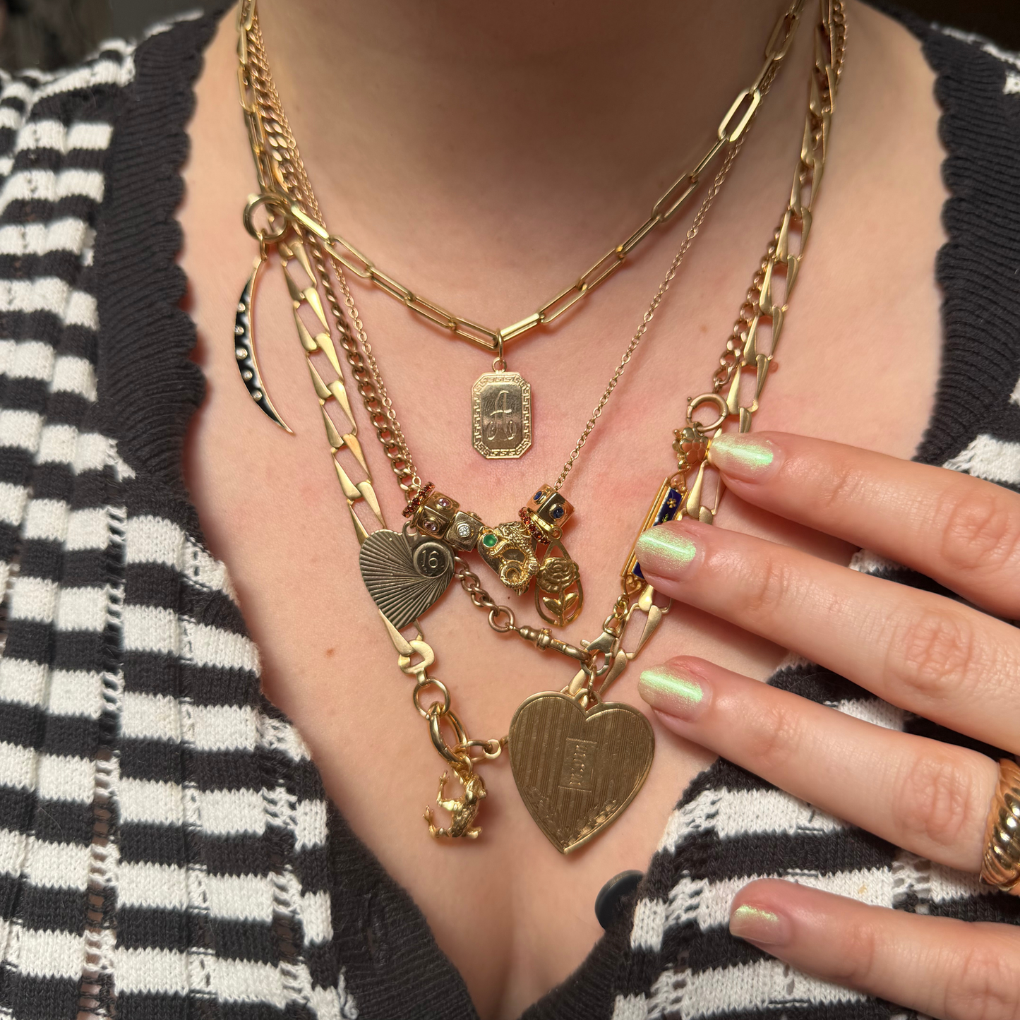 14k dragon with emerald slider