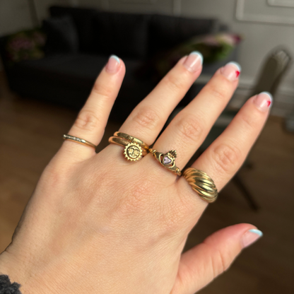 14k croissant ring