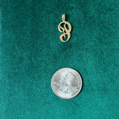 14k letter P charm