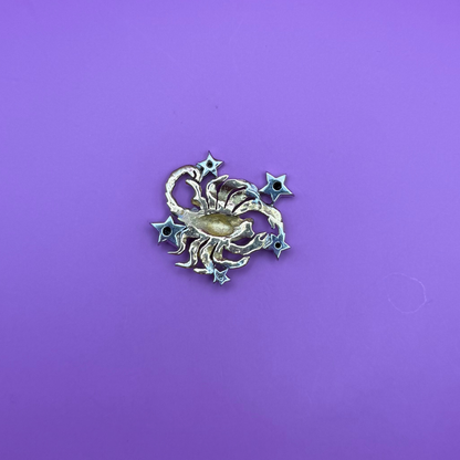 18k scorpion star setting pendant