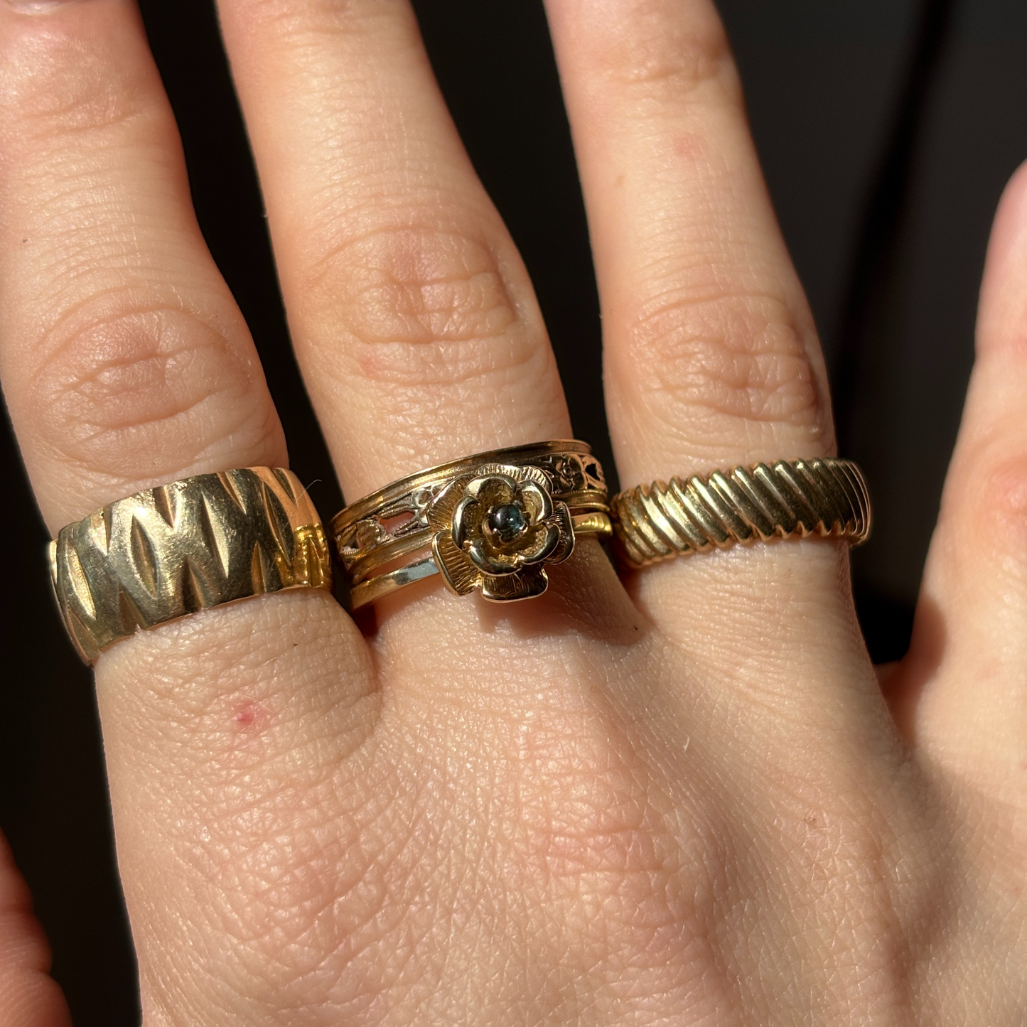 14k fluted infinity band