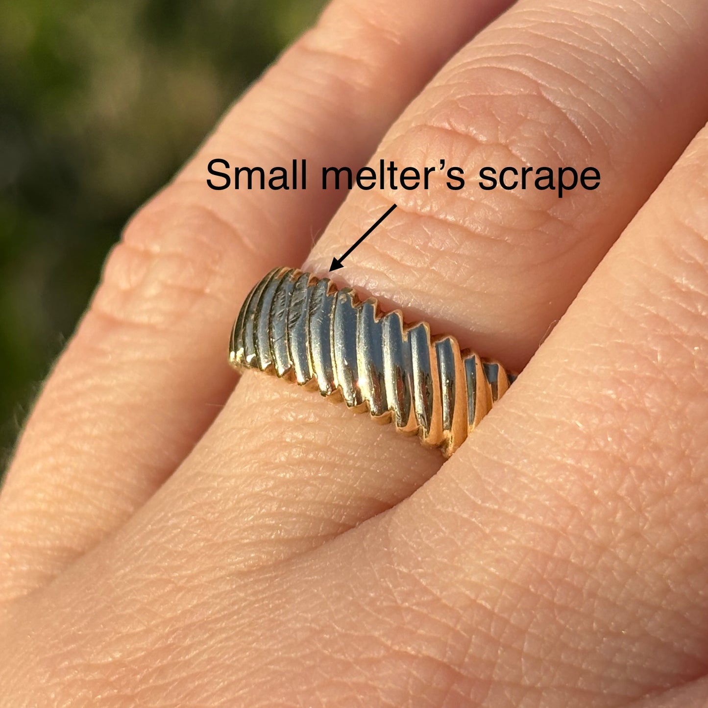 14k fluted infinity band