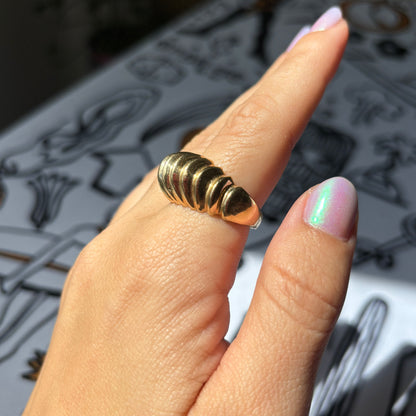 14k croissant ring