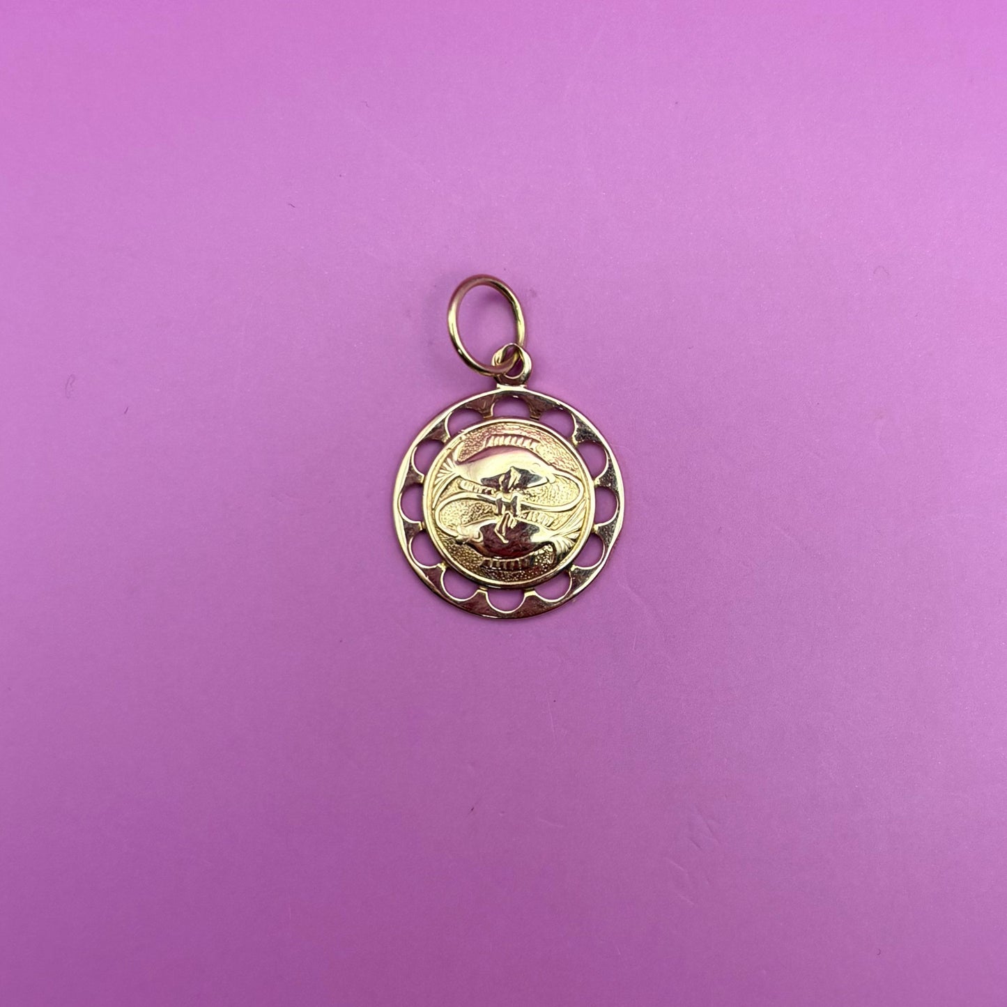 14k pisces cut out scallop charm