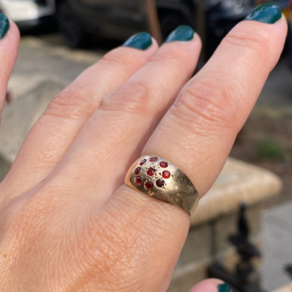 9K garnet flower dome ring