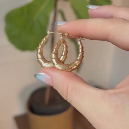 14k really good semi hollow shrimp hoops