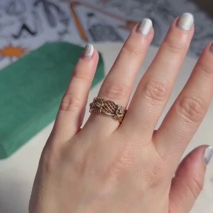 14k 30s scallop floral lattice infinity band with diamonds