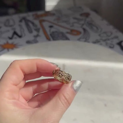 14k 30s scallop floral lattice infinity band with diamonds